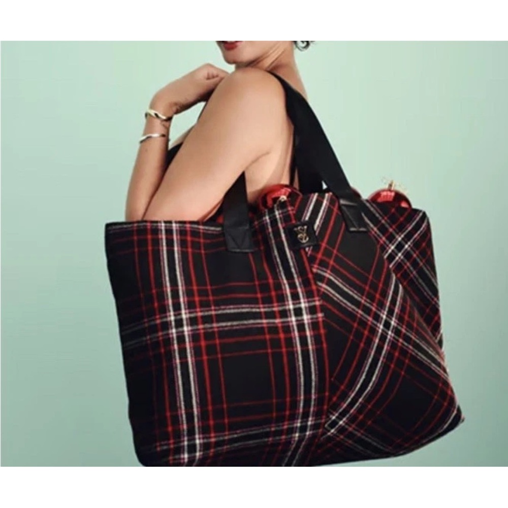 Stylish Black and Red Plaid Tote Bag